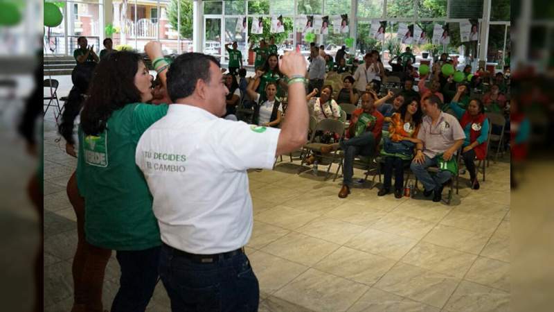 Mis mejores encuestas son las calles y vamos a la cabeza: Constantino Ortiz - Foto 0 