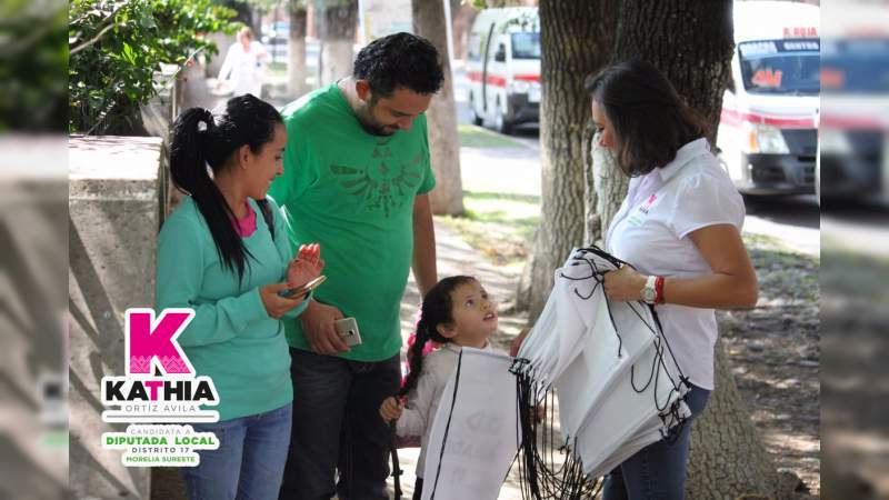 Va Kathia Ortiz por el fortalecimiento de los consejos ciudadanos 