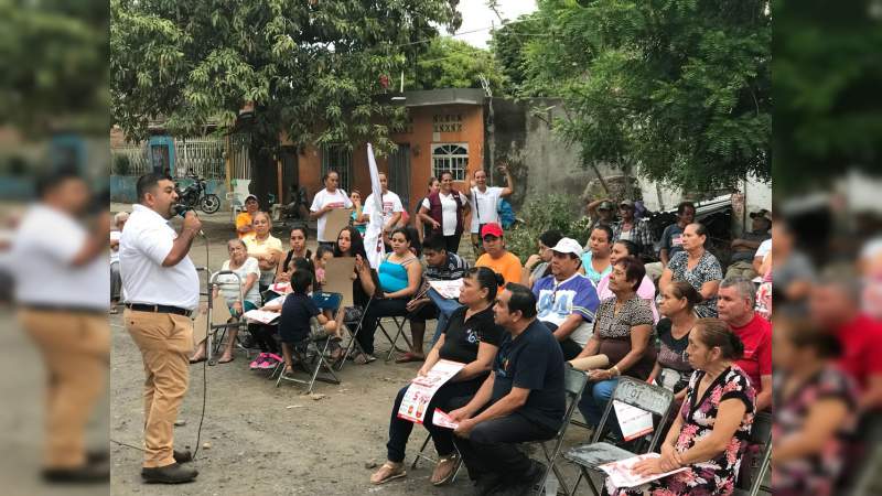 La Cámara de Diputados dará equilibrios y certeza a la transición en el país: Paco Huacus. - Foto 1 