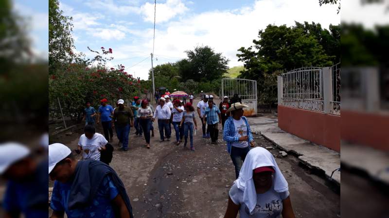 En Parácuaro los ciudadanos listos para votar por Huriel Bautista. - Foto 1 