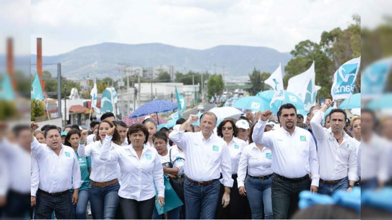 Maestros mexicanos serán los mejores pagados de Latinoamérica: Meade 