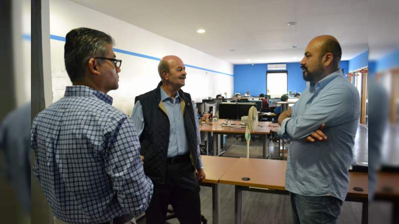 Impulso a las tecnologías de la información, apuesta de Fausto Vallejo Figueroa 