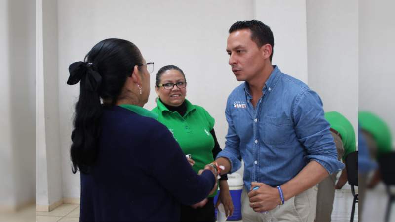 Se reúne Jonathan Sanata con integrantes del STASPE 