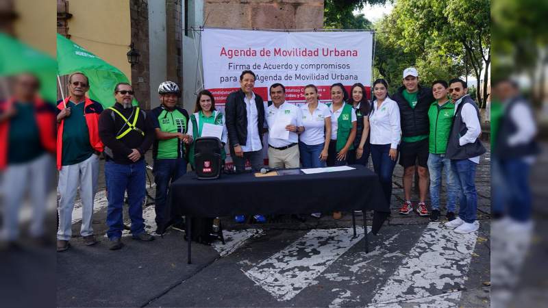 Firmó Constantino acuerdo con Bicivilízate; nuevas vialidades  contemplarán uso de bici y serán sustentables 