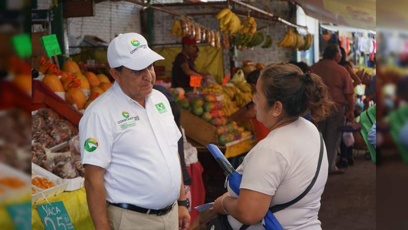 Se acercan a Constantino Ortiz  los que aún no deciden su voto 