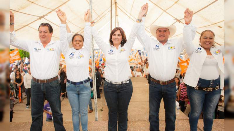 Lagunillas muestra su preferencia por el proyecto de Macarena Chávez 