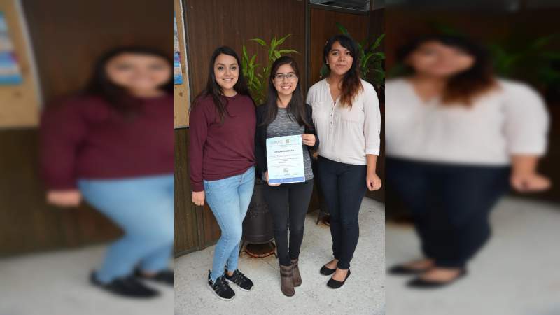 Tres alumnas nicolaitas obtienen el primer lugar en concurso nacional AMIDIQ 
