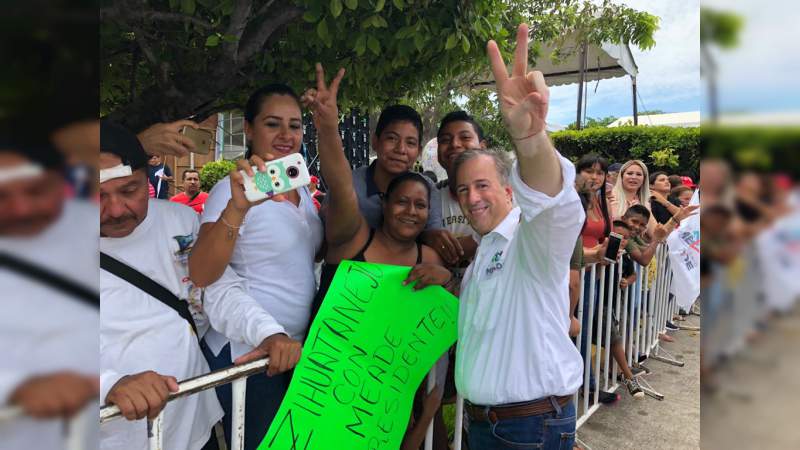 Con Pepe Meade, el Puerto de Lázaro Cárdenas se consolidará como un referente para el comercio mundial: Gerónimo Color - Foto 1 
