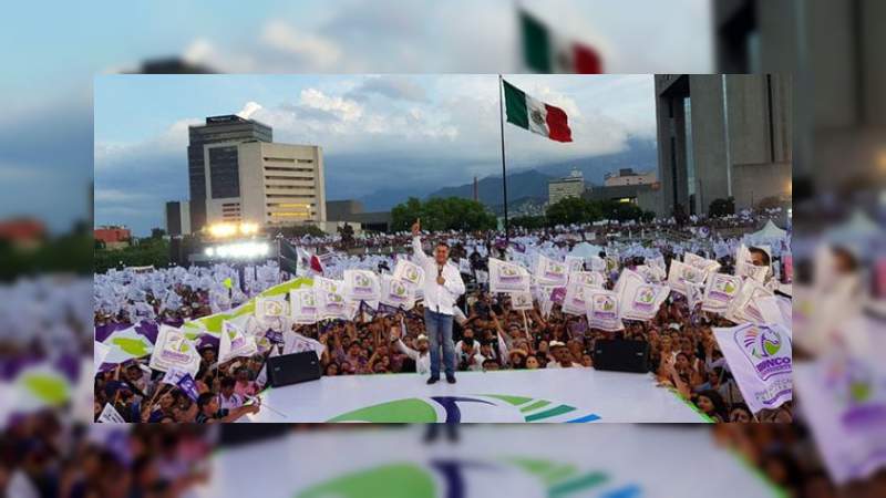 El Bronco pidió una oración poderosa para ganar la elección 