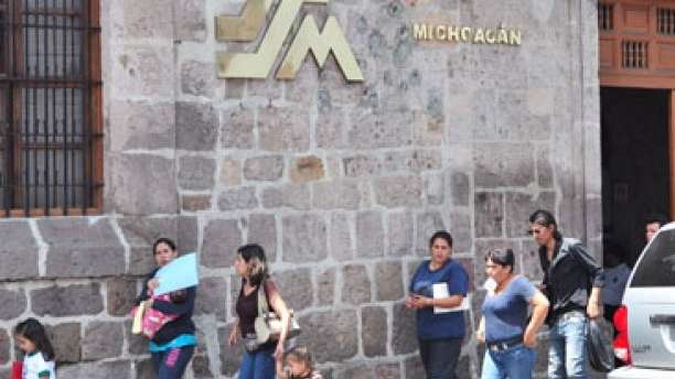 Asegura Secretaría de Salud que nadie será excluido en regularización de trabajadores 