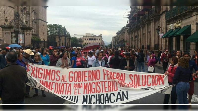 Inicia marcha de la CNTE en la capital michoacana 
