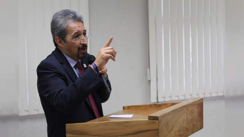 Invita Medardo Serna a hacer visible en México la labor de investigación 