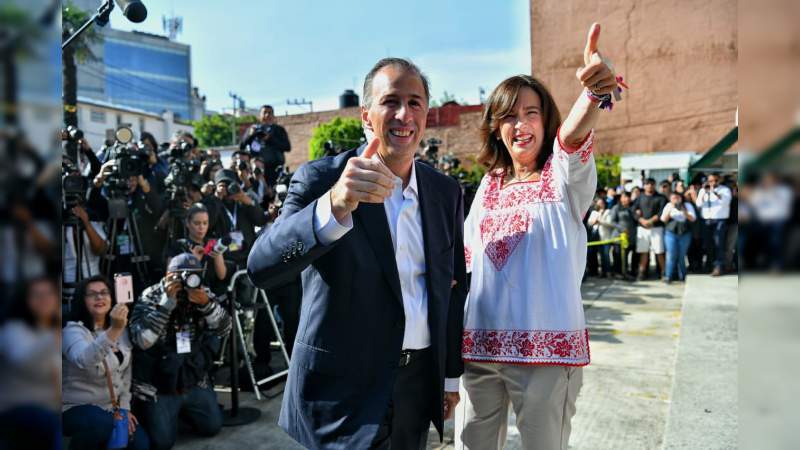 José Antonio Meade ejerció su derecho al voto - Foto 3 
