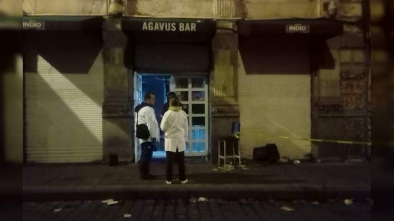 Cadenero asesina a joven afuera de bar en Ciudad de México  - Foto 2 