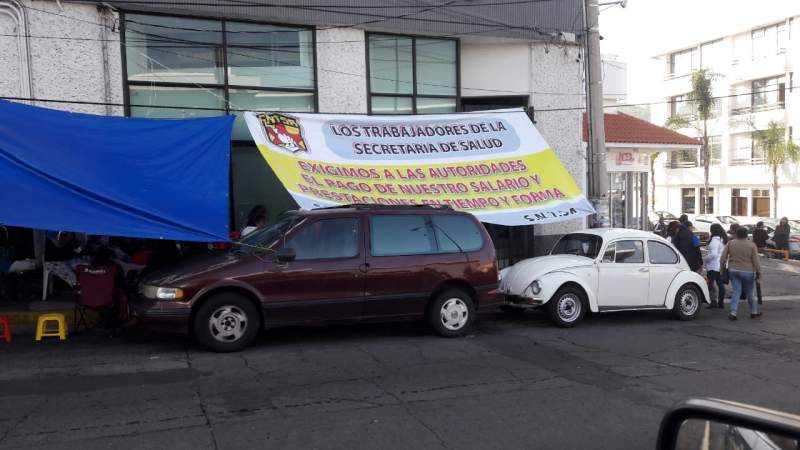 Continúan tomadas las oficinas del Sector Salud en Michoacán 