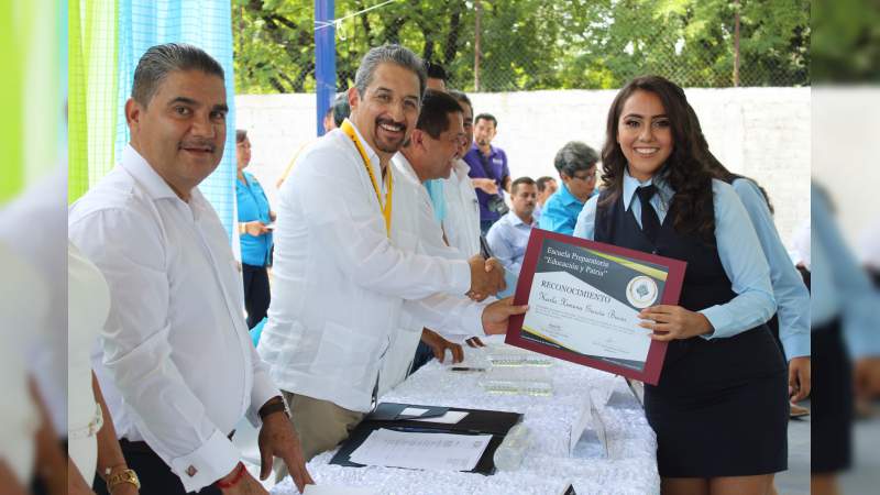 Educación, trabajo y familia, los grandes principios para alcanzar el éxito: MSG - Foto 0 