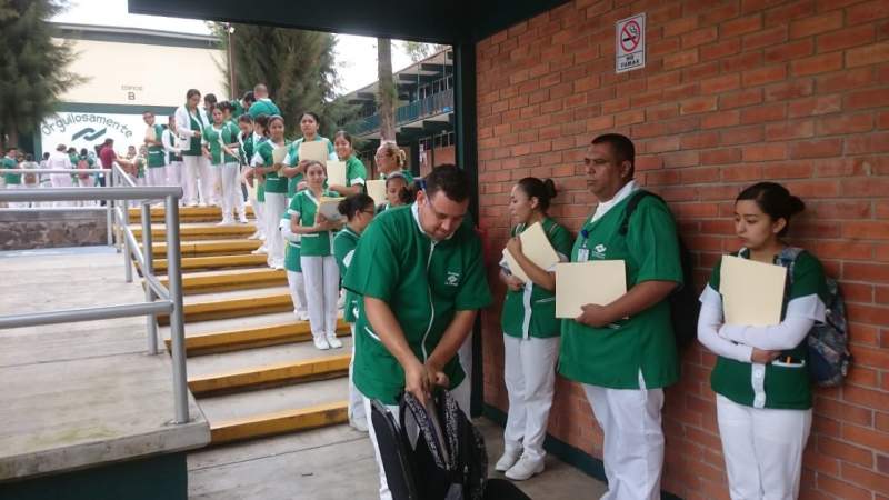 Asignan plazas de servicio social a estudiantes de Enfermería del Conalep 