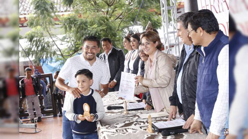 Concluye con gran éxito la Feria Nacional del Cobre - Foto 2 