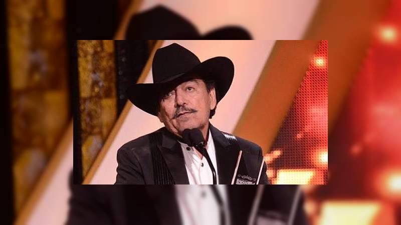 Hackean página de Joan Sebastian y comparten contenido inapropiado 