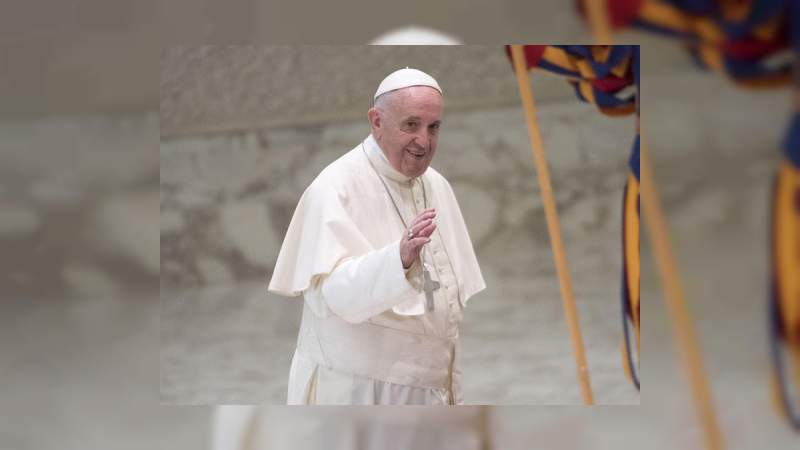 Papa Francisco reza por las víctimas de los terremotos en Indonesia 