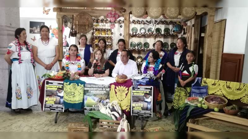 Cuanajo trabaja en el fortalecimiento de sus tradiciones 