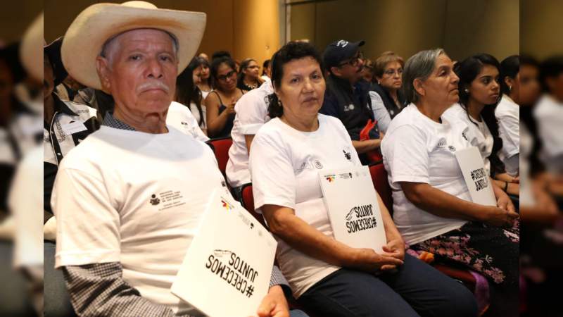 Reconoce INEA avances para abatir analfabetismo en Michoacán  - Foto 2 