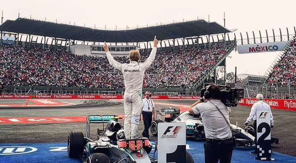 Se corona Nico Rosberg en el Gran Premio de México; Checo Pérez es octavo - Foto 0 