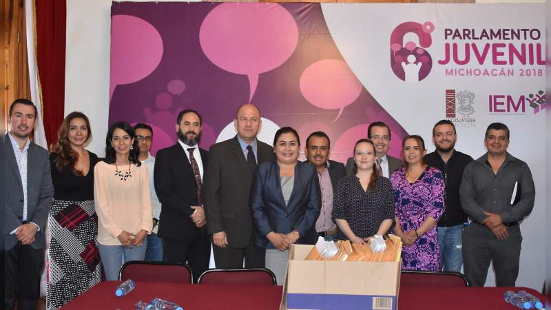 Jóvenes seleccionados interesados en derechos humanos y desarrollo social - Foto 0 