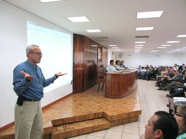 Prepara UMSNH plataforma para mejorar planeación académica 
