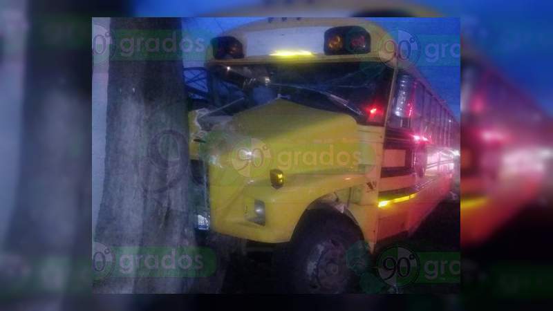 Lesionados 28 jornaleros al accidentarse en la carretera Jacona – Las Reyes - Foto 1 