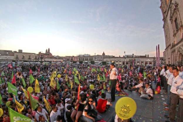 Encabezan Silvano Aureoles masivo evento en el Centro Histórico de Morelia (Fotogalería) - Foto 1 