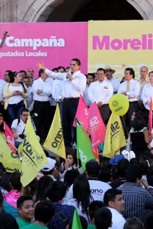 Encabezan Silvano Aureoles masivo evento en el Centro Histórico de Morelia (Fotogalería) - Foto 9 