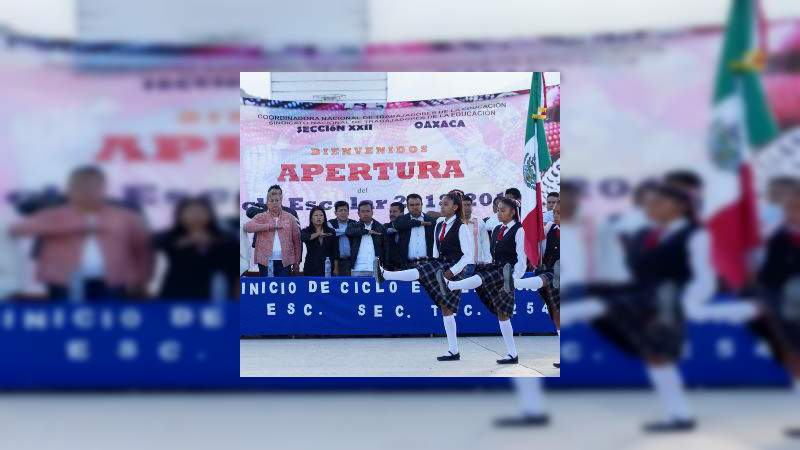 CNTE rechaza el nuevo modelo educativo en Oaxaca 