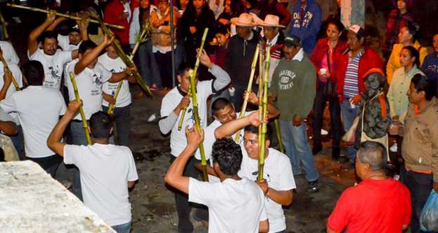 Día de muertos, tradición que aún se mantiene viva en Zacán, Michoacán - Foto 1 