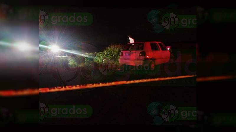 Mueren tres personas en choque y volcadura en Juventino Rosas, Guanajuato - Foto 0 
