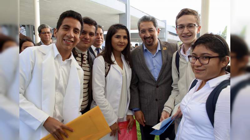 Inicia periodo de inscripciones para el ciclo escolar 2018-2019 en la UMSNH 