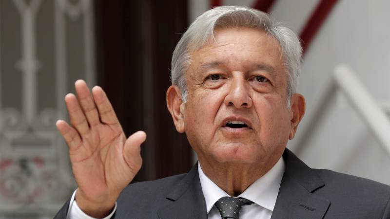 AMLO suspendería subastas petroleras, regularía exportaciones y se acercaría a la OPEP: Reuters - Foto 0 