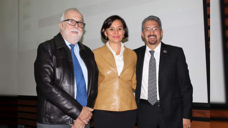 La disposición de los investigadores hace posible el Verano Nicolaita de la Ciencia - Foto 1 