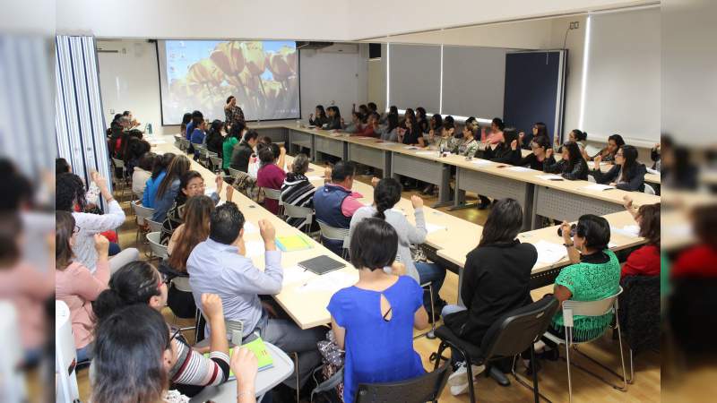 Inicia con excelente asistencia el Seminario-Práctico Lenguaje de Señas Mexicanas - Foto 0 