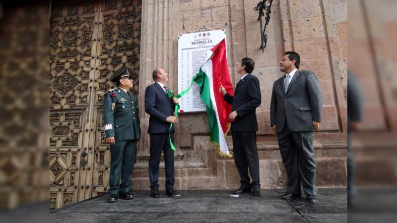 En Recorrido de Bando Solemne, Alcalde Alfonso Martínez encabeza develación de actividades de Mes Patrio 
