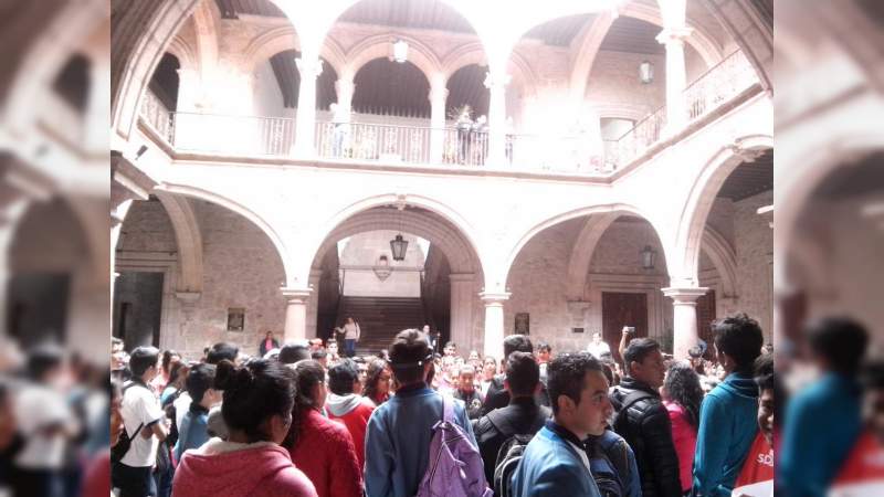 En Morelia, las demandas de los estudiantes son ignoradas: FNERRR - Foto 1 