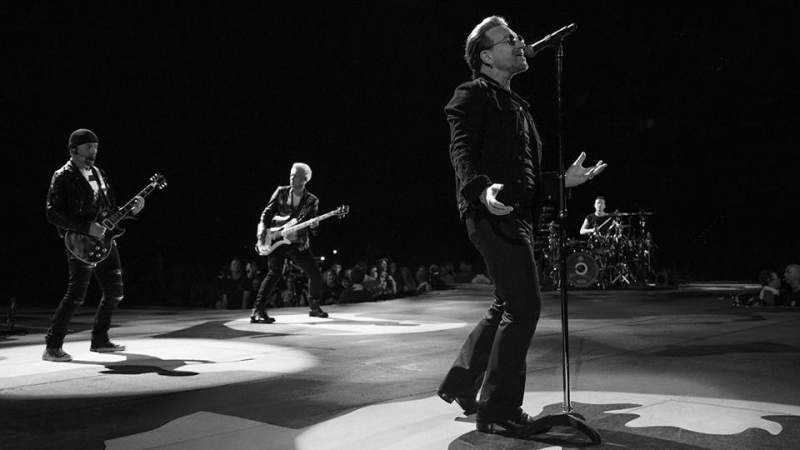 U2 suspende concierto luego de que Bono perdiera la voz 
