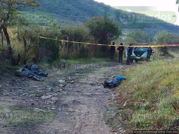 Identifican cuerpos maniatados hallados en Tangamandapio, Michoacán - Foto 0 