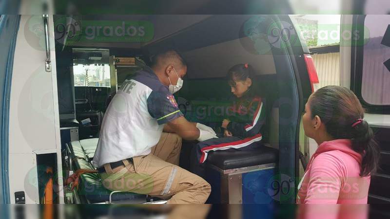 Camión atropella a familia ciclista en Zamora, Michoacán 