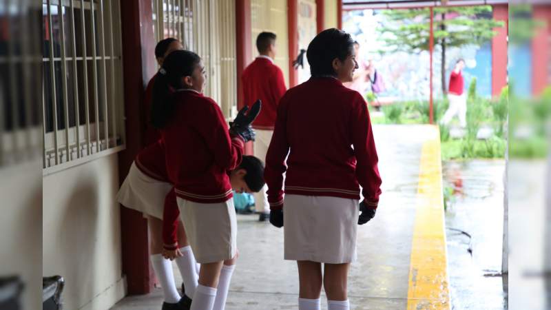Escuelas de Michoacán están trabajando normalmente 