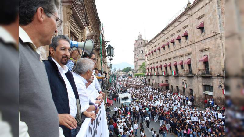 Por suficiencia presupuestaria a la Educación Superior, marchan 20 mil nicolaitas en el centro de Morelia - Foto 1 