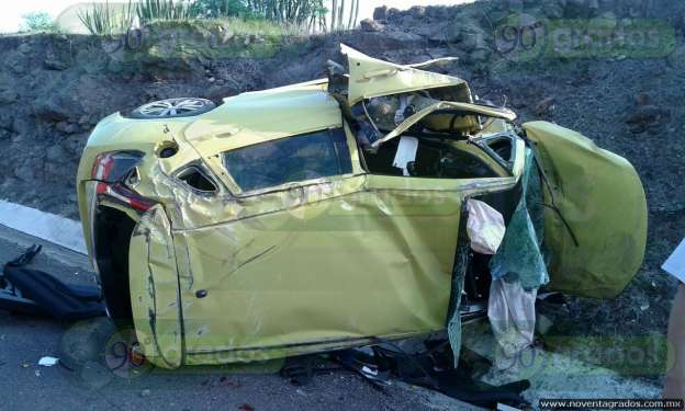 Accidente vial en Autopista Siglo XXI deja un muerto y cinco heridos graves - Foto 2 