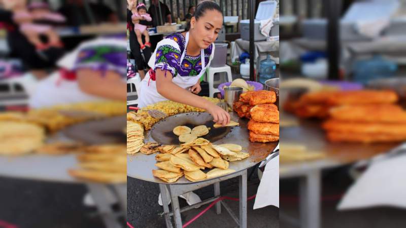 Con gran éxito dio inicio el 3er Festival del Tamal y el Buñuelo en Morelia. - Foto 3 