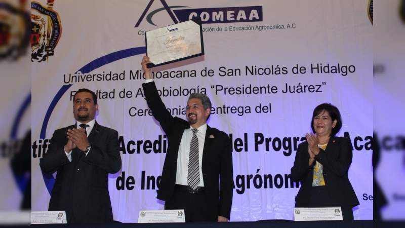 Busca UMSNH cerrar 2018 con el 99 por ciento de su matrícula en programas acreditados - Foto 0 