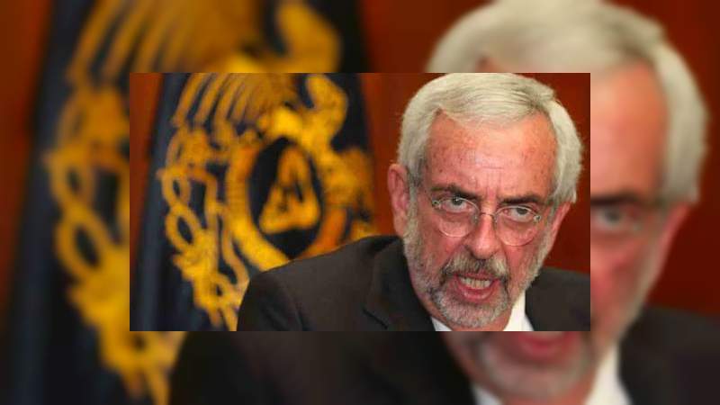 Rector de la UNAM niega complicidad con porros 